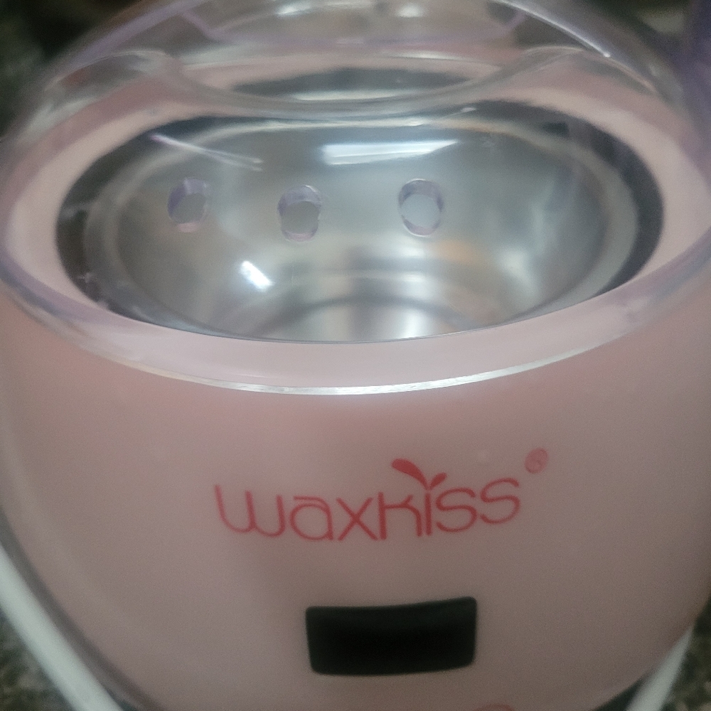 Wax Kiss Wax Warmer